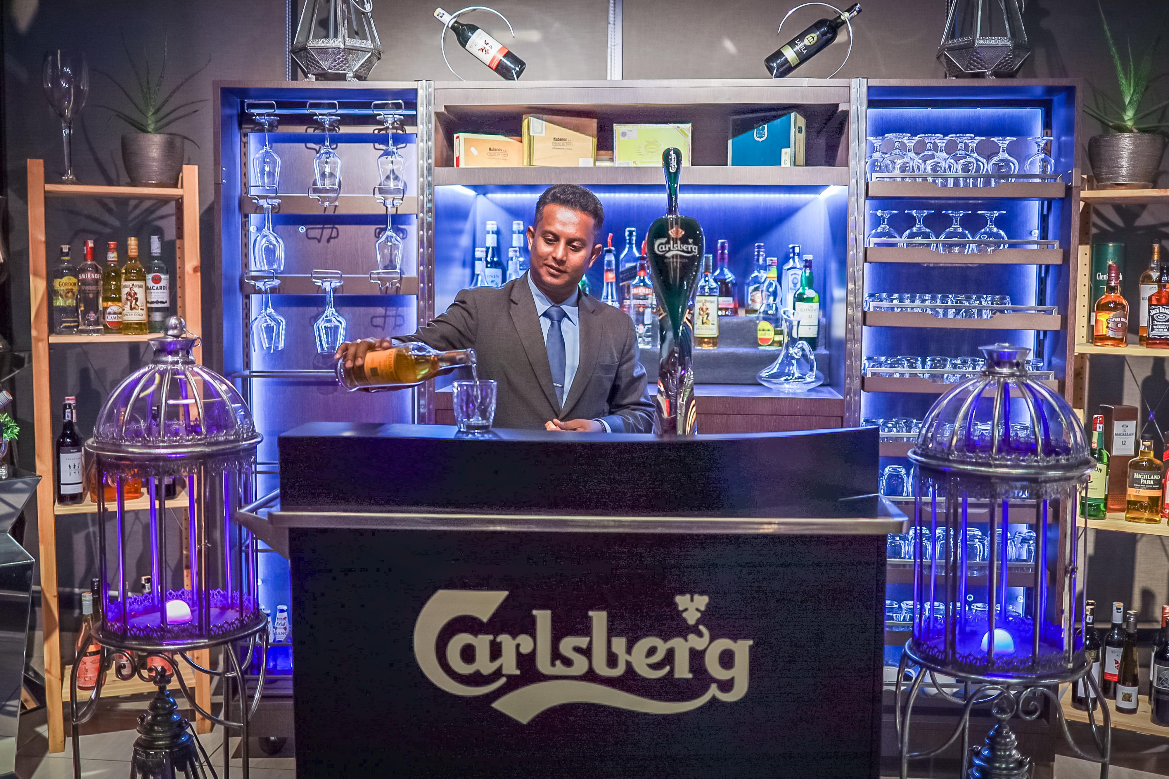Grand Ion Delemen Hotel Genting Highlands Exterior photo Carlsberg bar